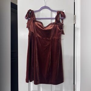 DANIELLE BERNSTEIN Rust Velvet Dress